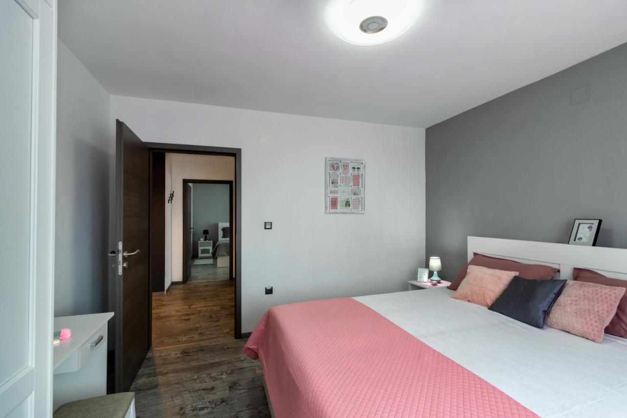 Apartman Gabrijela Muntic Bagian luar foto