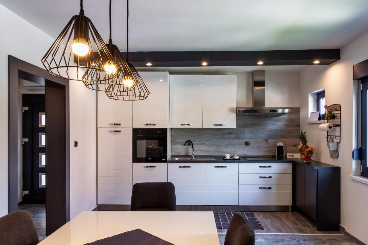 Apartman Gabrijela Muntic Bagian luar foto